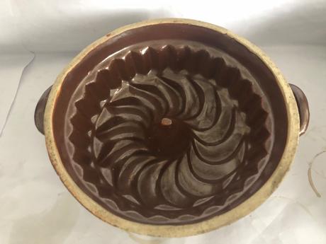 Starozitna keramicka forma na pecenie keramika  na, 