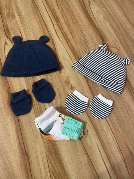 Set čiapočka a rukavičky + ponožky, 