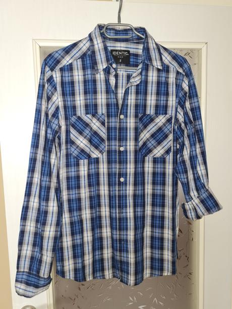 Košela identic, s