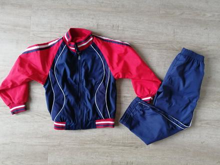 Súprava bunda a nohavice na turistiku. 122/128, 122