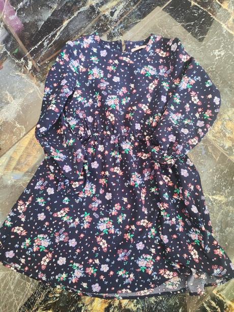 Mix dievča 128, 122–134