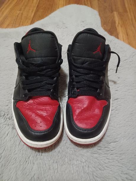 Predám originál  jordany, nike,42