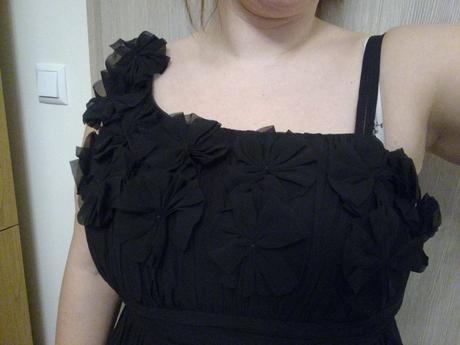 Kratke spolocenske saty, 44