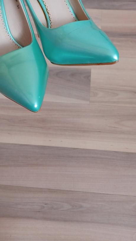 Mentolové lodičky, 37