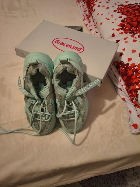 Predám botasky, adidas,38