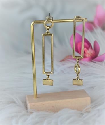 Zaujímavé náušnice,