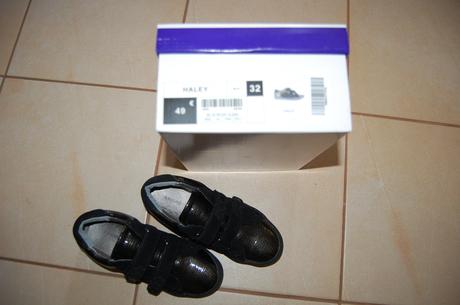 Kožené tenisky značky andré., 32