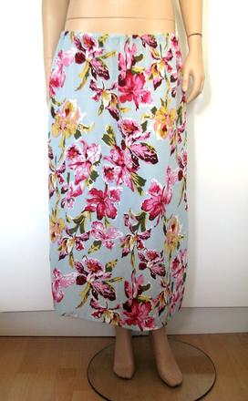 Svetlomodrá kvetovaná sukňa, 