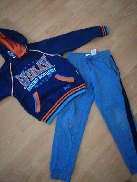 Mikina +tepláky, 128