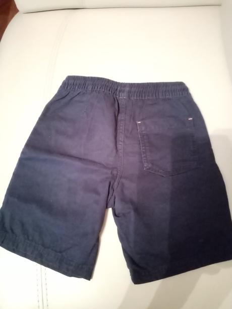 Ponúkam kraťase, f&f,122