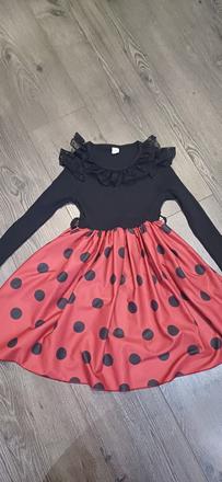 Slávnostné šaty, 122