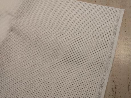 Predám látku na vyšívanie, 