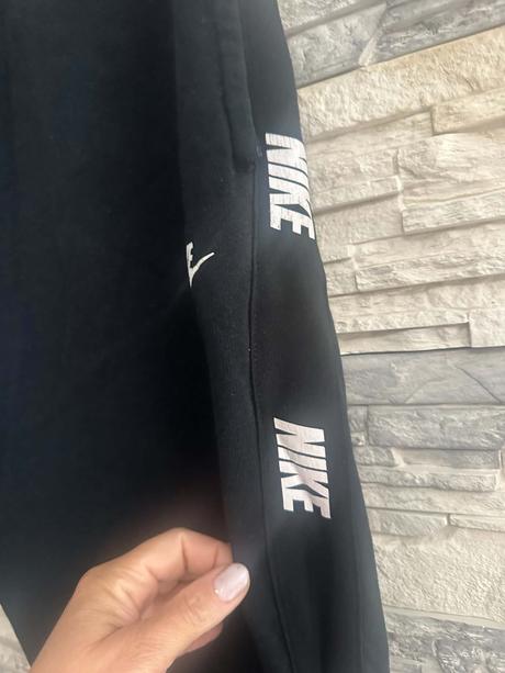 Tepláky nike, nike,l