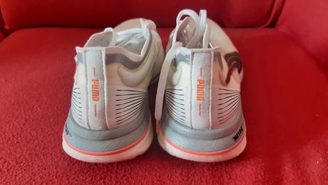 Predám dámske bežecké tenisky puma., puma,39