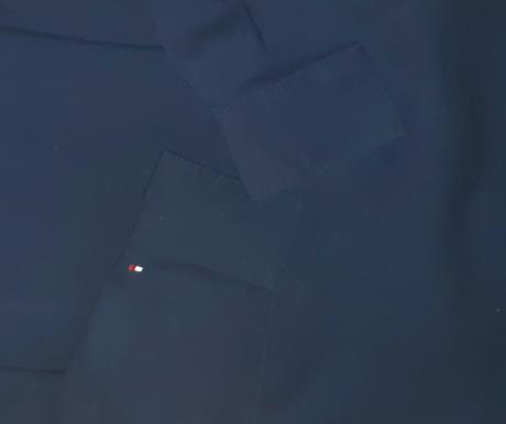 Neaktualna orig.hf .blúza 9e teraz 4,5e, tommy hilfiger,s