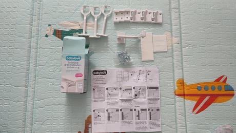 Detska poistka na skrinku a posuvne dvere, 