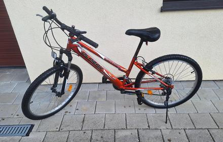 Predám dievčenský bicykel pre8-12 ročné dievčatá, olpran,24