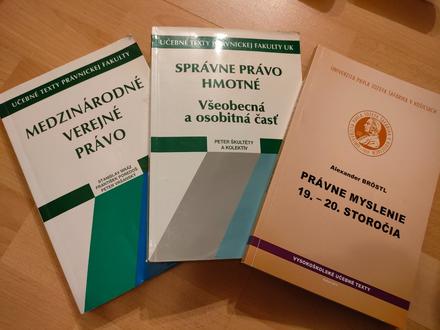 Mix učebníc - právo,