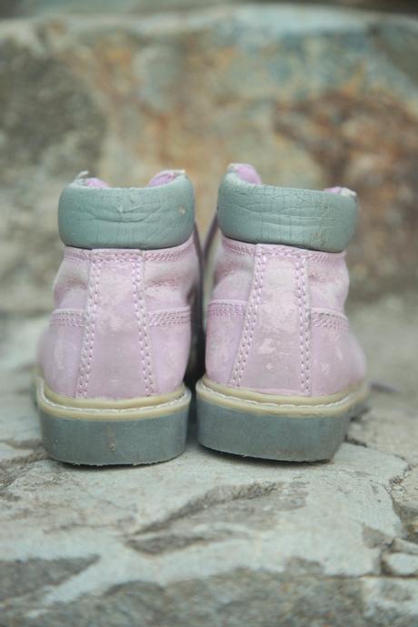 Členkové topánky, 25