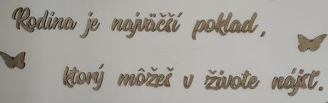 Drevený citát o rodine, 