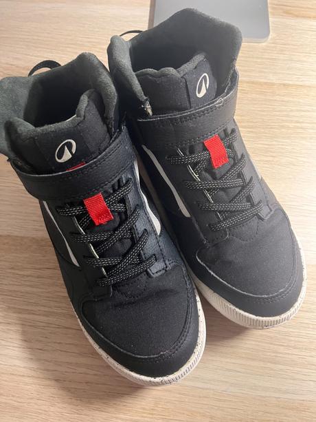 Detská športová obuv playventure resist, decathlon,37