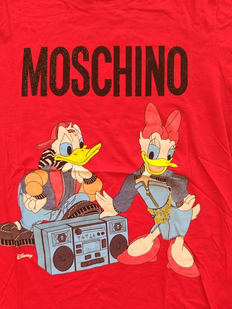 Štýlové, moderné, trendy letné tričko l, moschino,l
