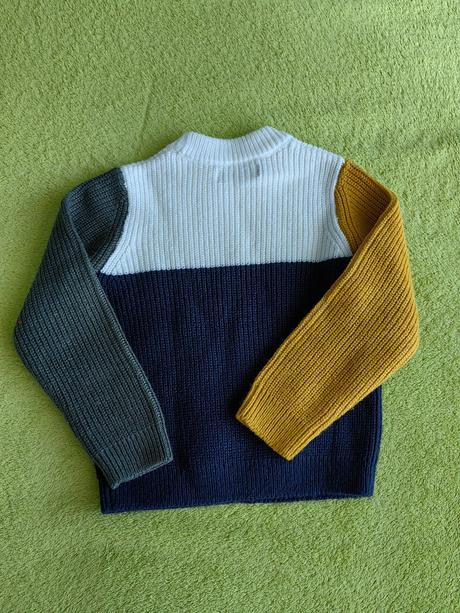 Raz oblečený pulóver primark, top stav, primark,92