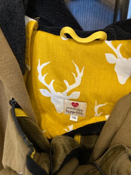 Mamika nosičský kabátik, xs