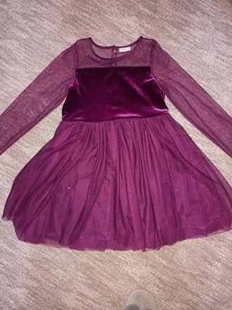 Dievčenské šaty, 134