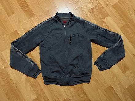 Mikina - veľ. s, levis,s