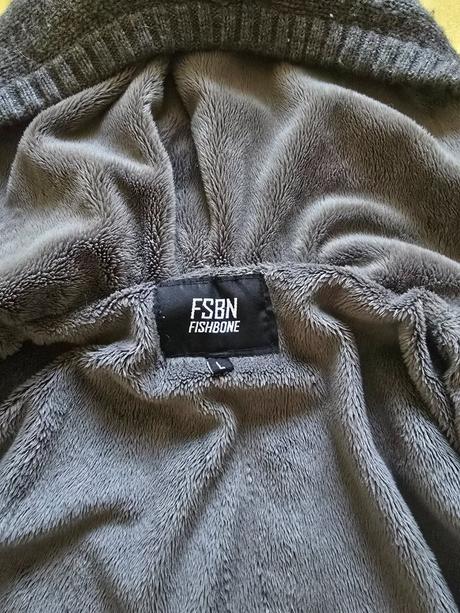 Veľmi teply podsity sveter, fishbone,164