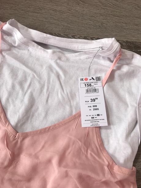 Tricko, reserved,158