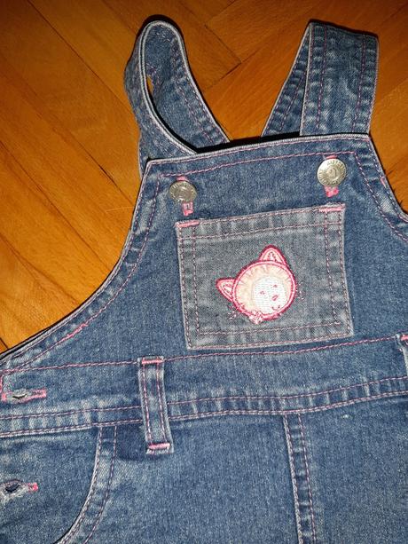 Dievčenské šaty, 62