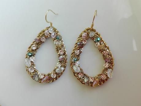 Set - náhrdelník s náušnicami,