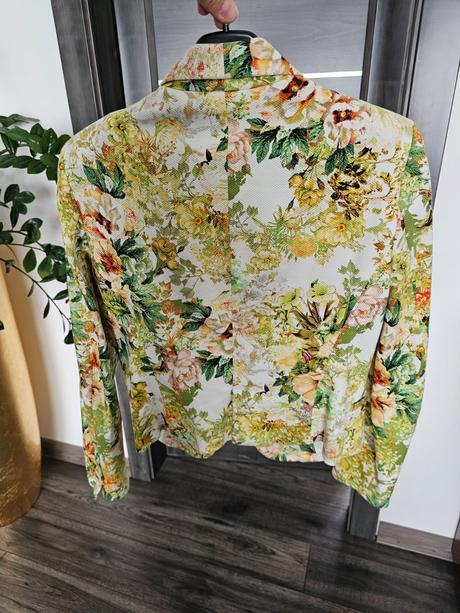 Kvetinové  sako zara, zara,s