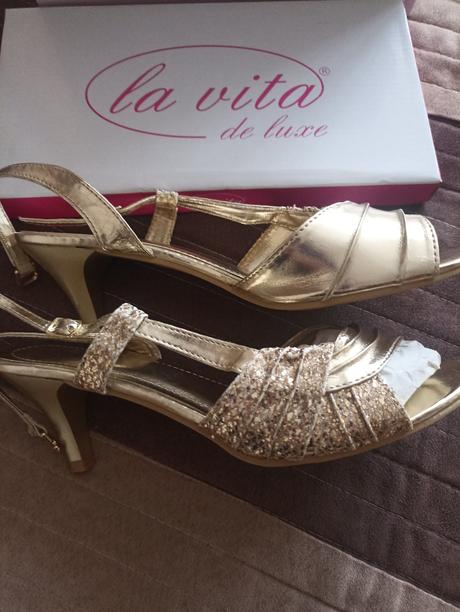 Spoločenské sandálky vel.38/39, 38