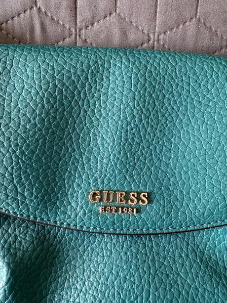 Kabelka guess, guess