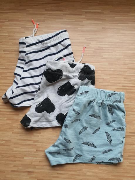 Pohodlne kratasky s vreckami, h&m,104