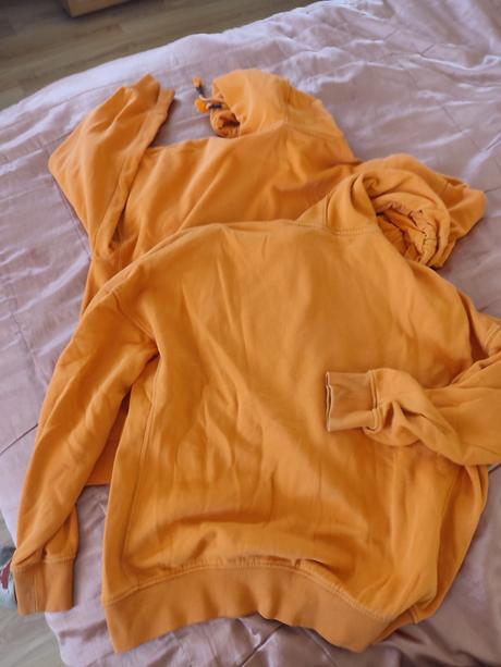 2 oranžové mikiny, h&m,xs