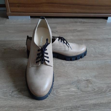 Predám dámske poltopánky, 38