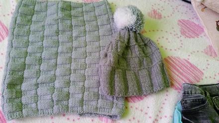 Ciapka plus nakrcnik,,,, 122