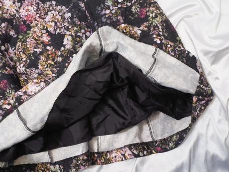 Luxusné kvetované šaty phase eight, 40