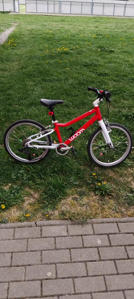 Woom 4 s prilbou, woom,20