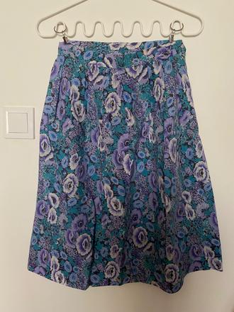 Sukňa kvetovaná, s