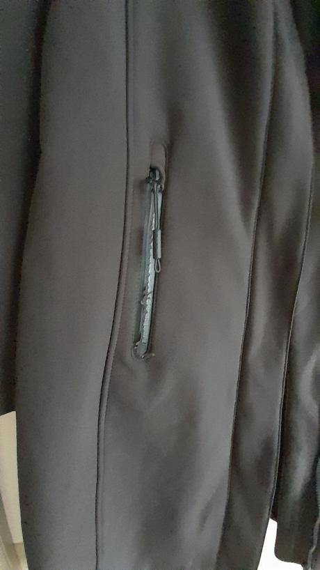 Softchellova bunda, 38