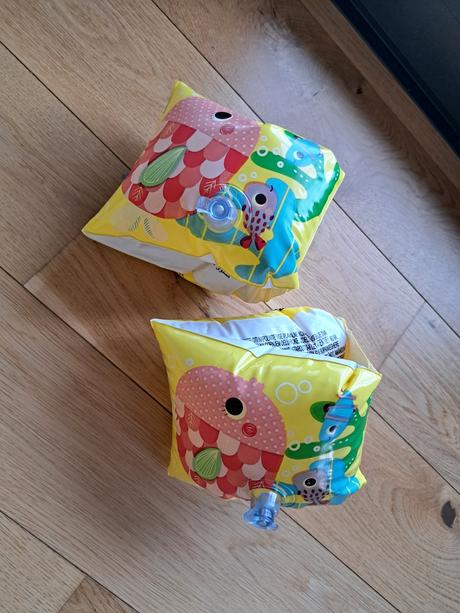 Koleso na plavanie + rukavniky, 