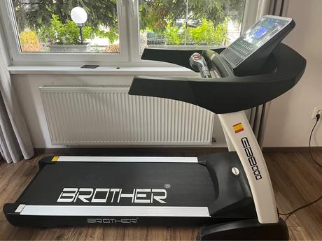 Profi bežecký pás brother gb8000,