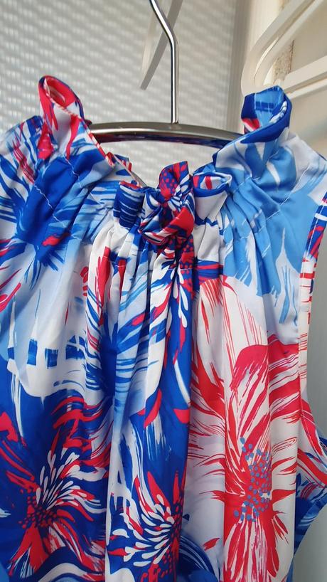 Pekné letné šaty, 36