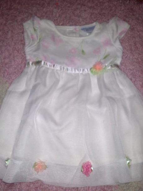 Slávnostné šatičky, 68