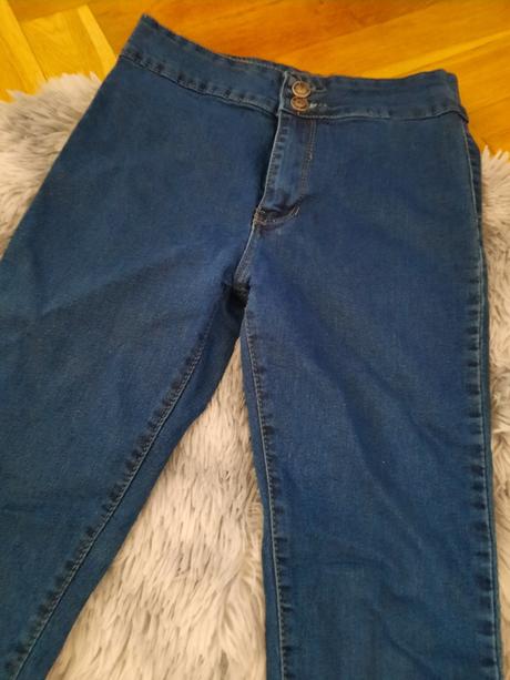 Pekné riflové nohavice xs/26, xs